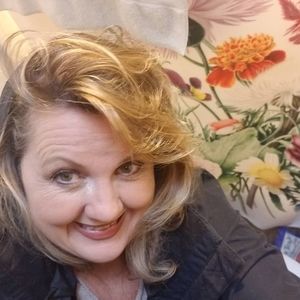 Meet your Posher, Annie